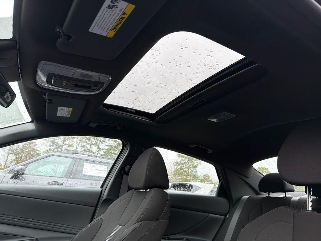 New 2026 Gray Hyundai SEL Sport Premium image 32