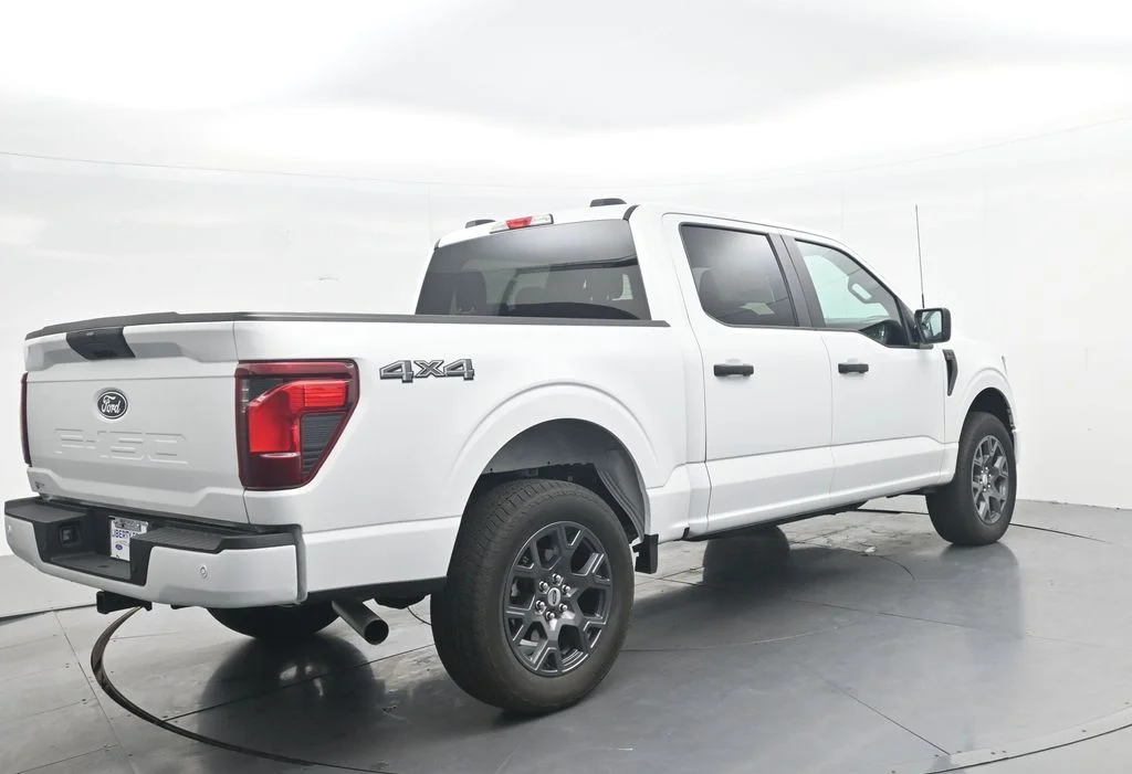 New 2026 Oxford White Ford STX® image 7