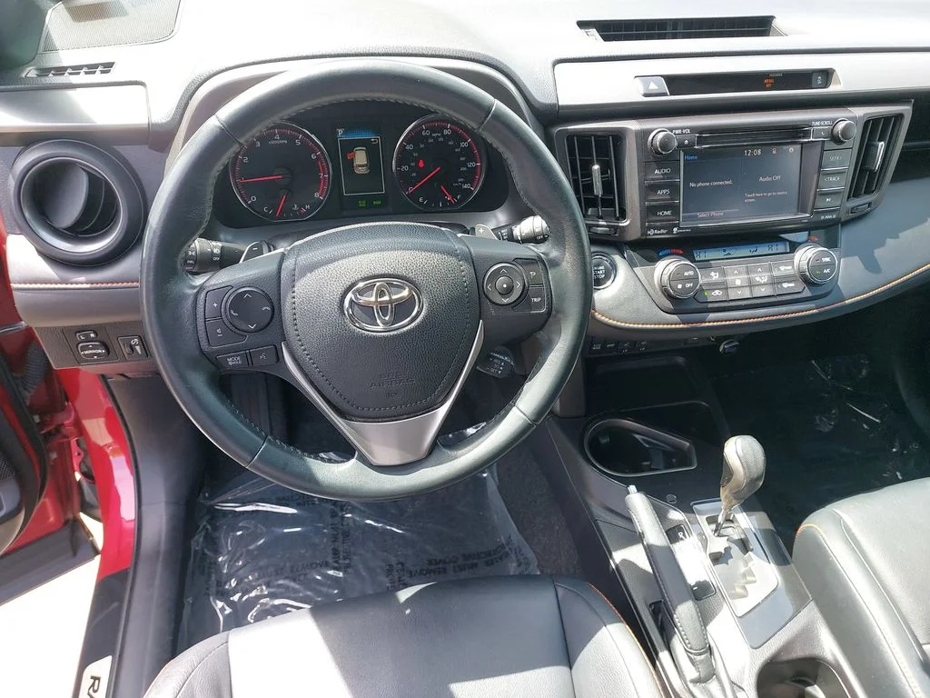 Used 2016 Red Toyota SE image 16