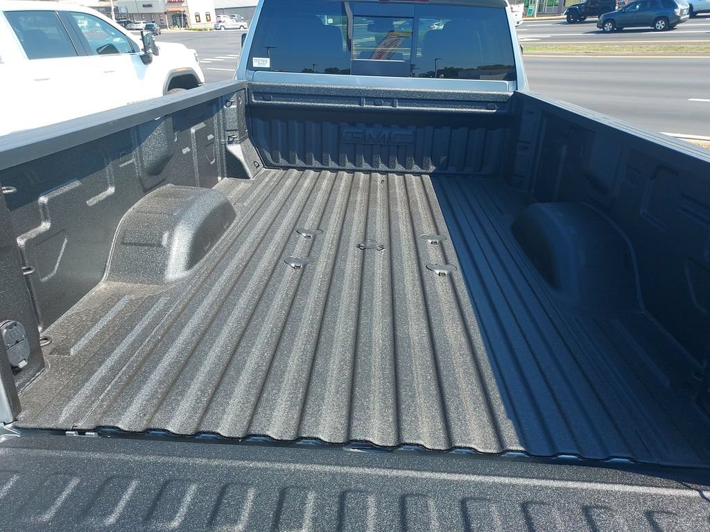 New 2026 Sterling Metallic GMC SLT DRW image 9