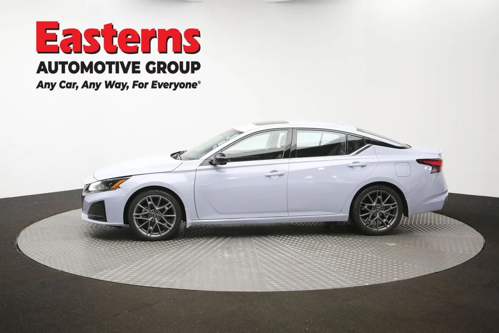 Used 2023 Gray Nissan 2.0 SR image 60