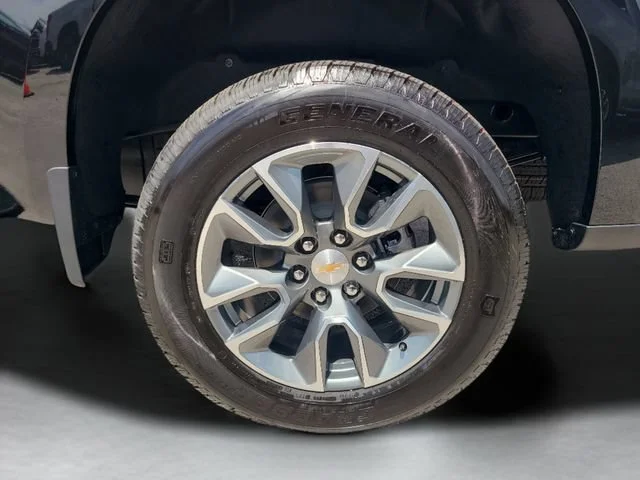 New 2026 Black Chevrolet LT image 33