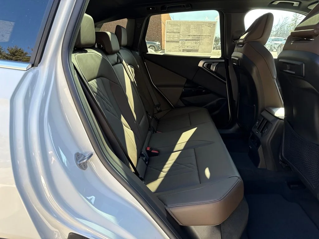 New 2026 White BMW 30 xDrive image 25