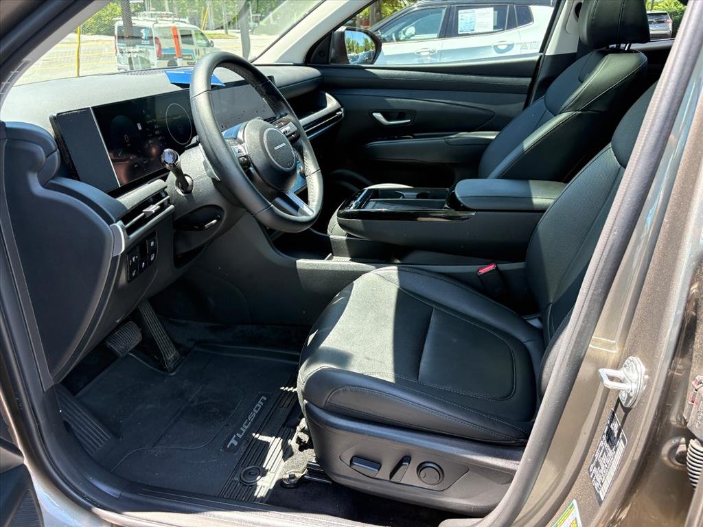 Certified Used 2025 Cashmere Bronze Hyundai SEL Convenience image 17