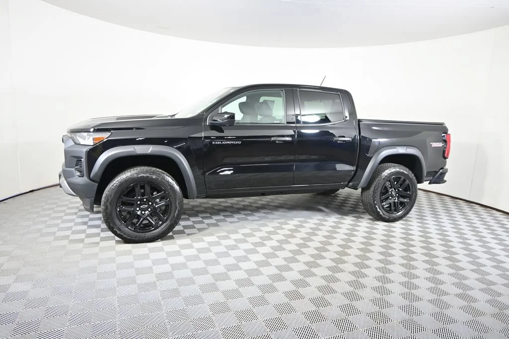 Used 2023 Chevrolet Colorado Trail Boss with VIN 1GCPTEEK6P1201676 for sale in Forest Lake, Minnesota