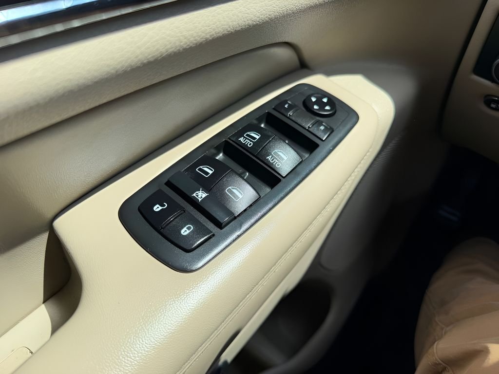 Used 2021 Bright White Clearcoat Jeep Limited image 20