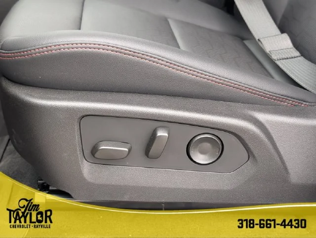 2026 Chevrolet Colorado Z71 - Photo 17