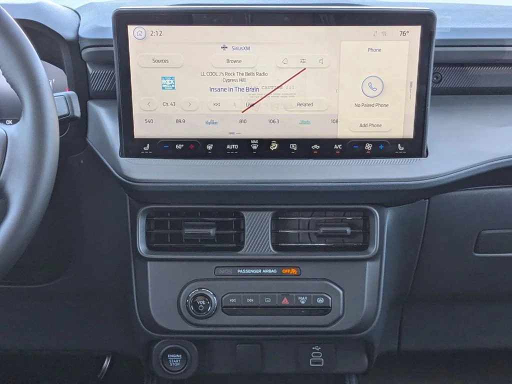 2025 Ford Maverick XLT - Photo 14
