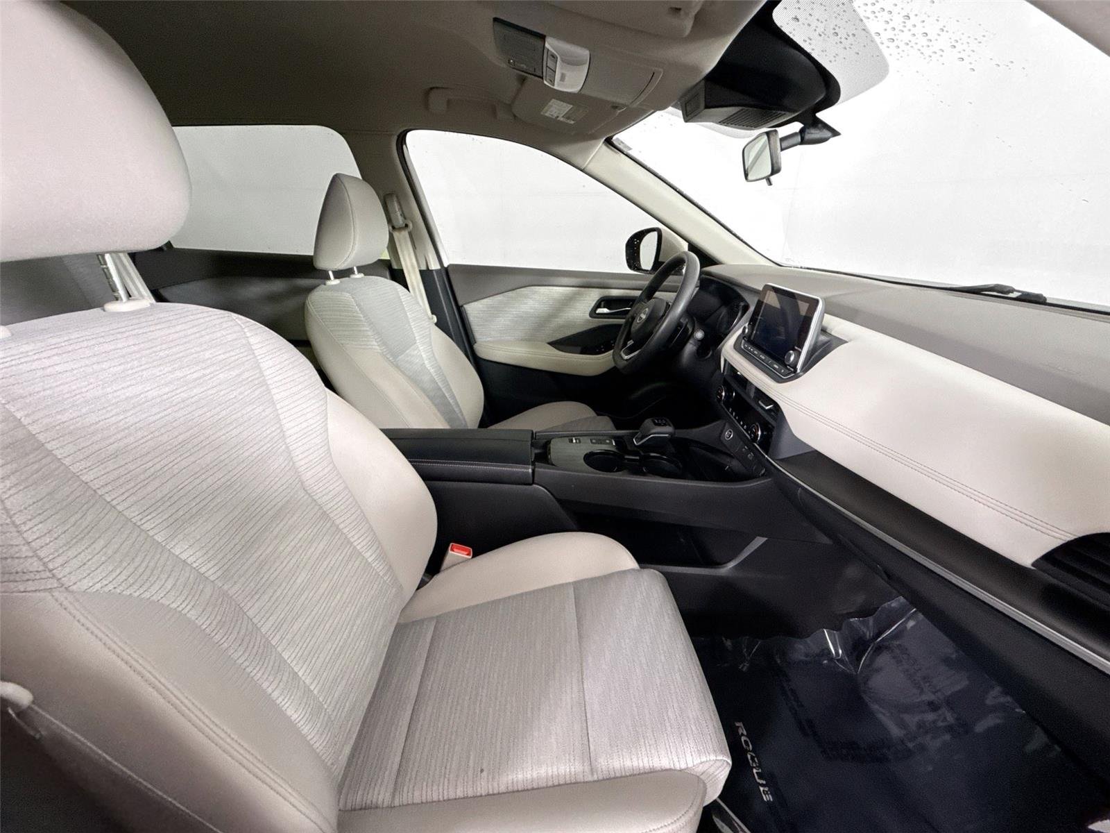 Used 2023 Pearl White Tricoat Nissan SV image 39