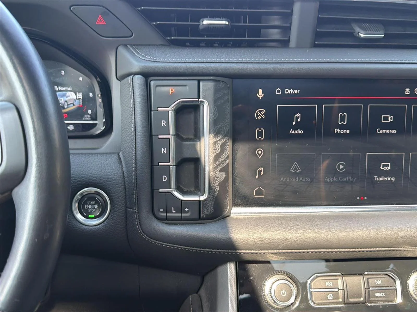 Used 2023 Onyx Black GMC Denali image 29