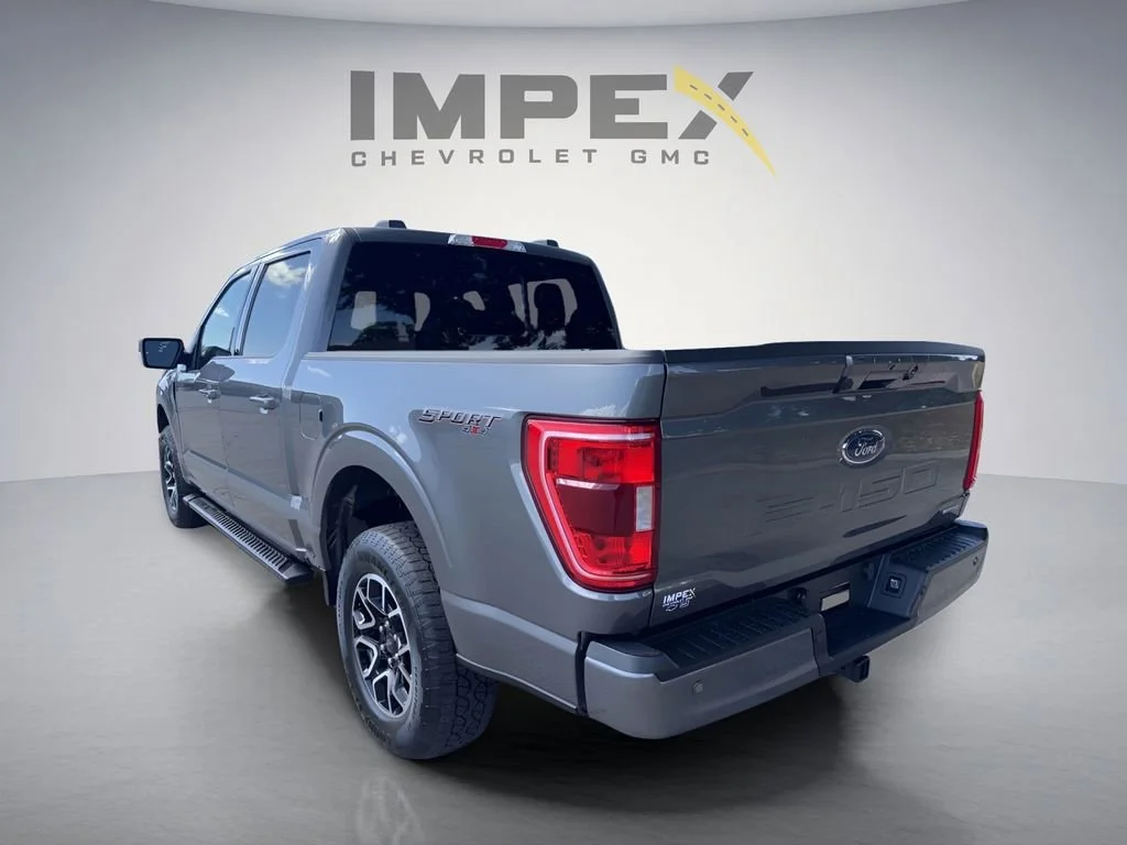 Used 2023 Gray Ford XL image 3