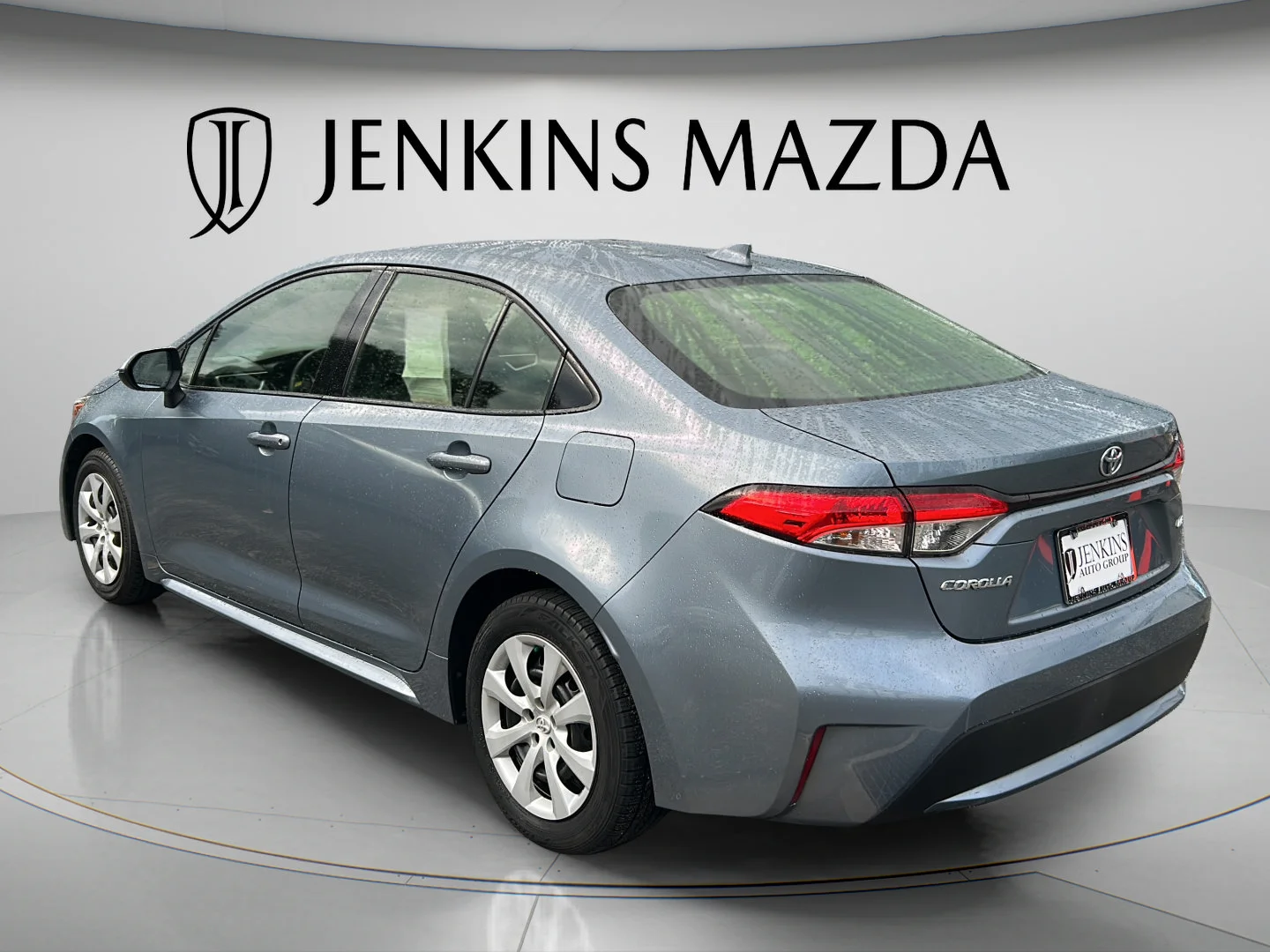 Used 2021 Celestite Toyota LE image 6