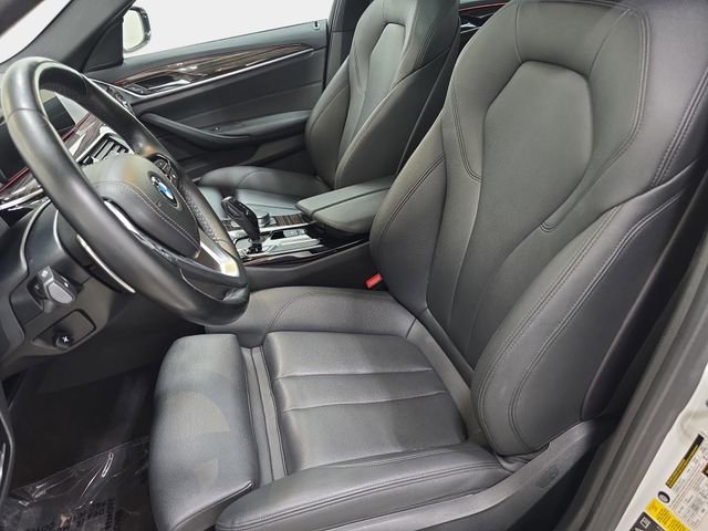 Used 2018 Alpine White BMW 530i xDrive image 13