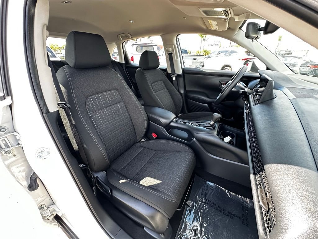 Used 2024  Honda LX image 17