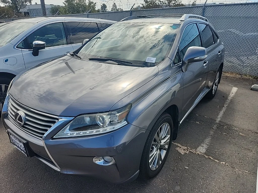 Used 2013 Gray Lexus 450h image 3