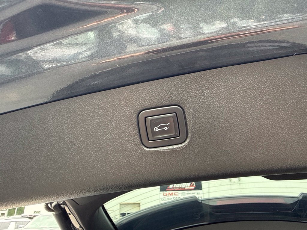 Used 2021 Gray Chevrolet LT image 15