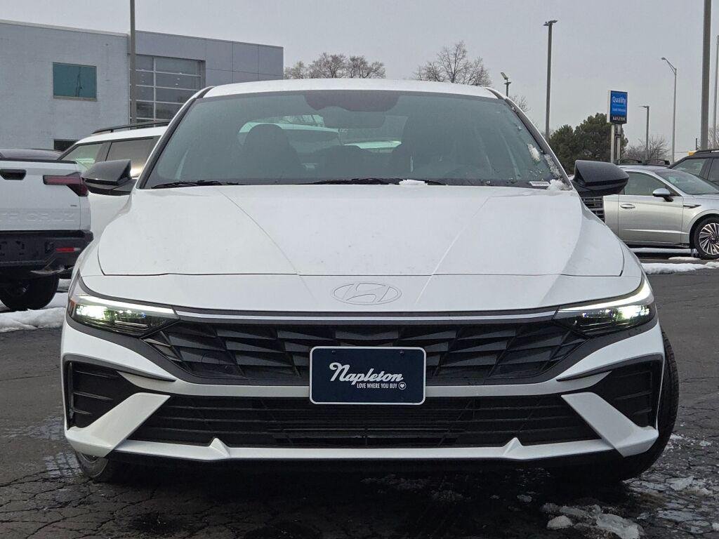 New 2026 White Hyundai SEL Sport image 4