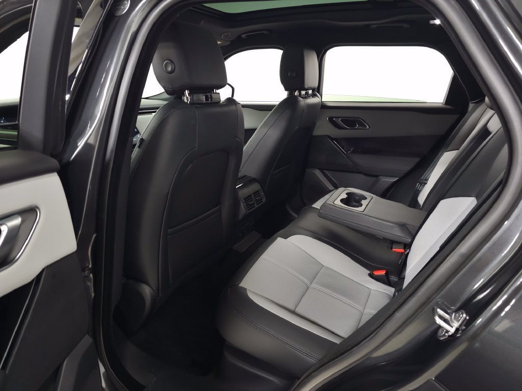 Certified Used 2026 Gray Land Rover Dynamic SE image 39