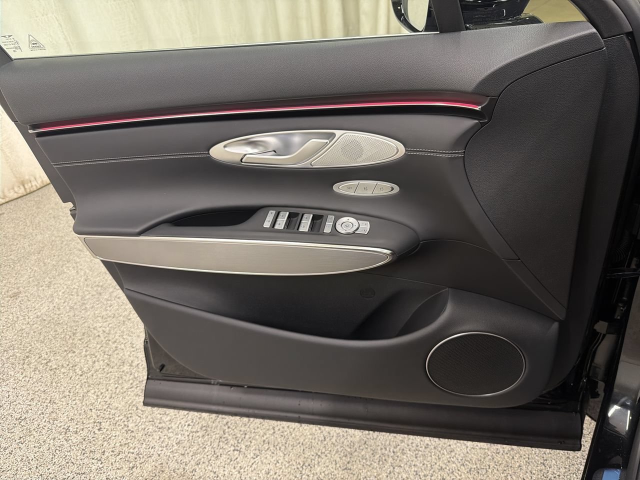 New 2026 Vik Black Genesis 2.5T SELECT image 18