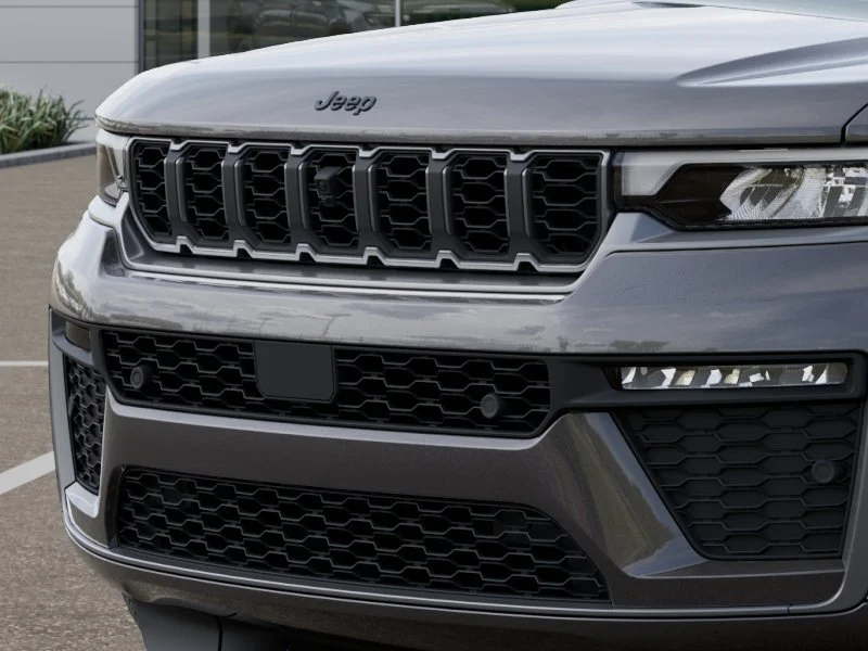 New 2026 Baltic Gray Metallic Clear-Coat Exterior Paint Jeep Limited Reserve image 11