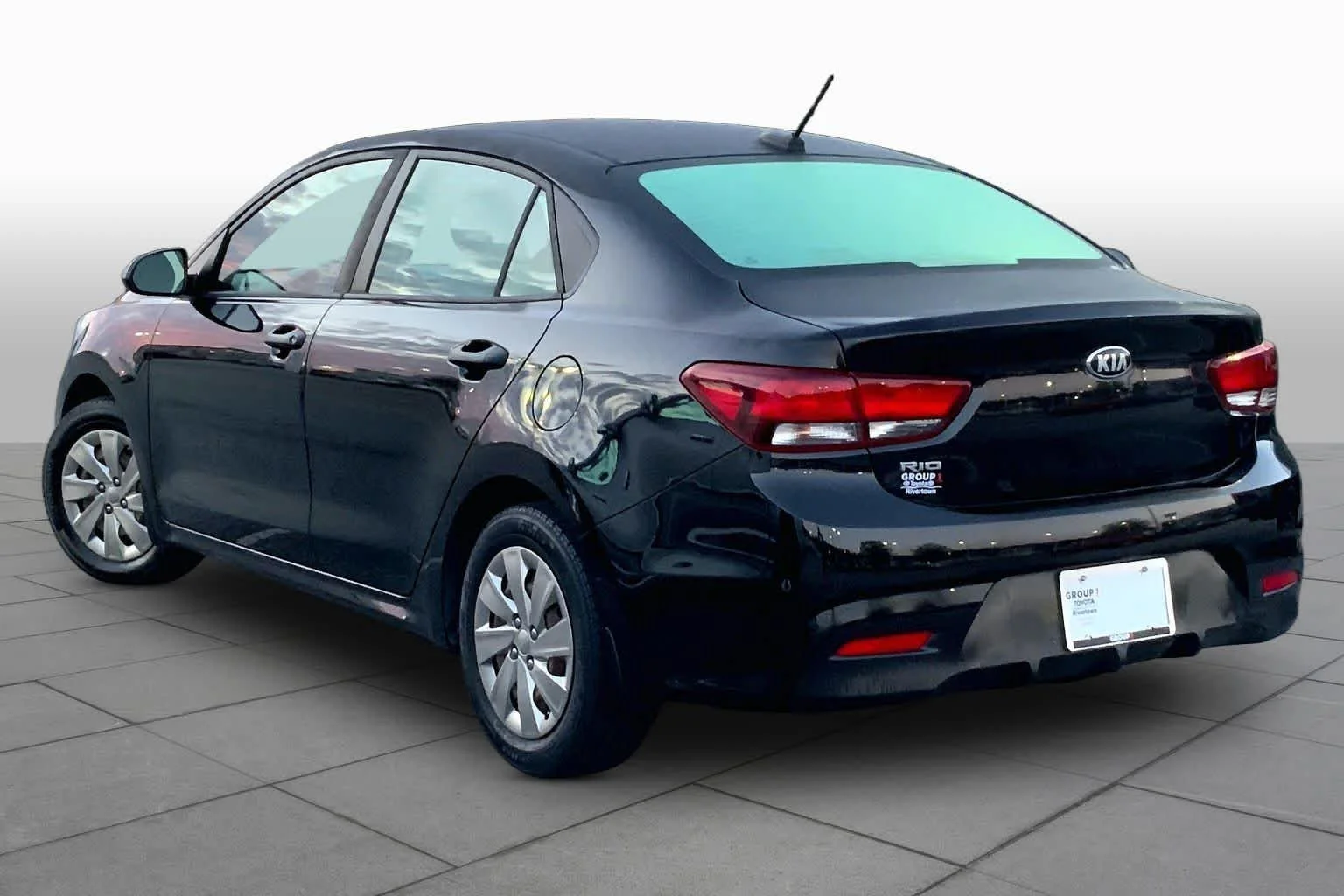 Used 2018 Aurora Black Kia LX image 12