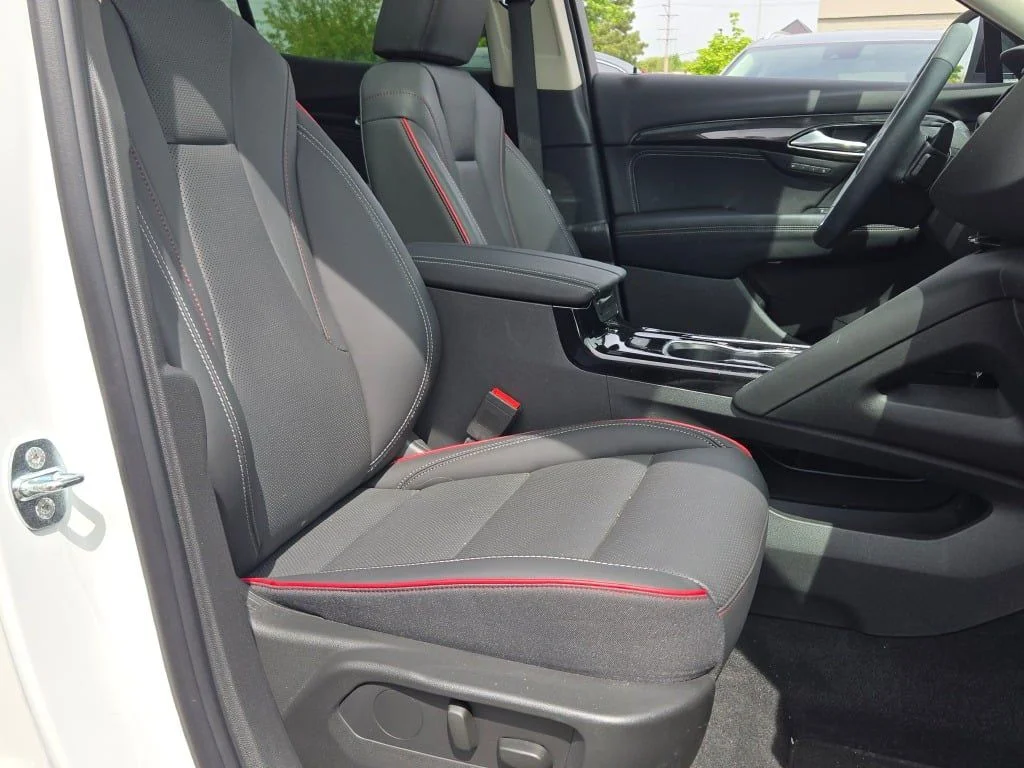 Used 2023 White Buick Essence image 7