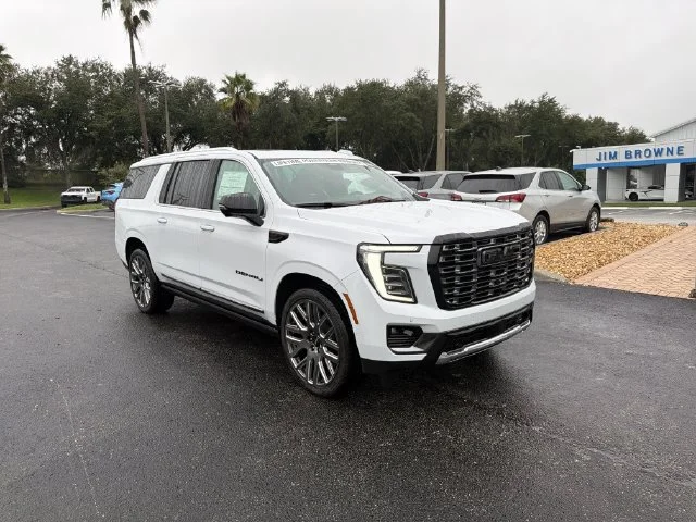New 2026 Glacier White Tricoat GMC Denali Ultimate image 2