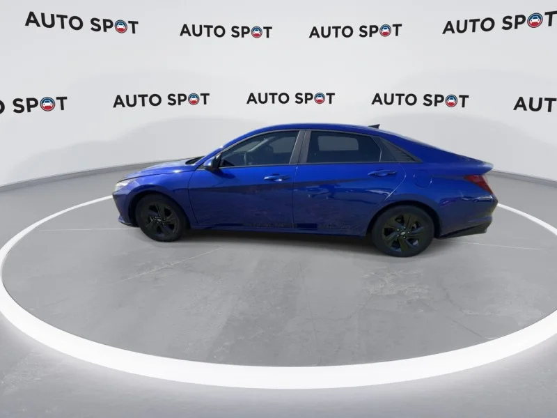 Used 2023 Blue Hyundai SEL image 8