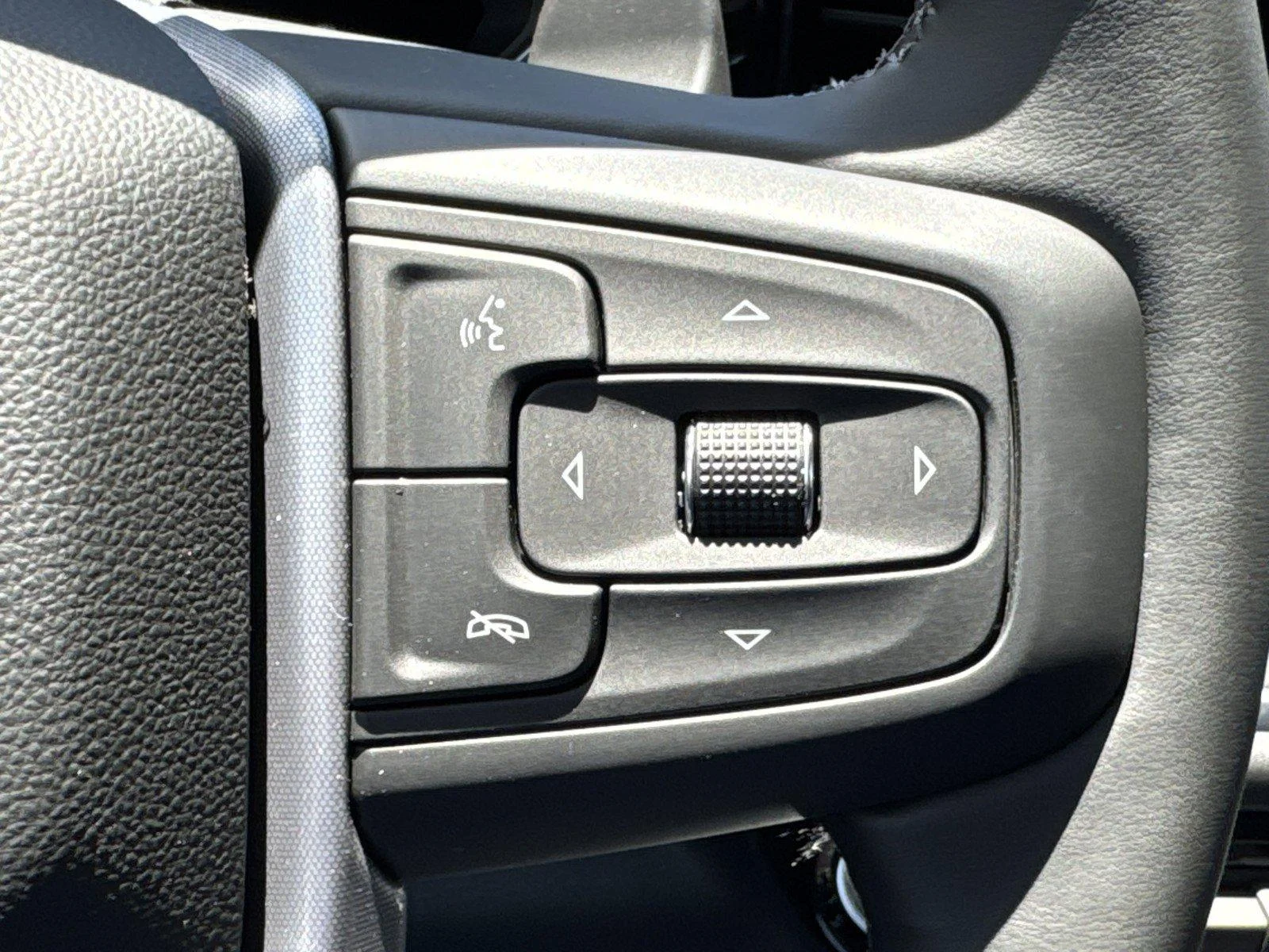 New 2026 Onyx Black GMC SLT image 19