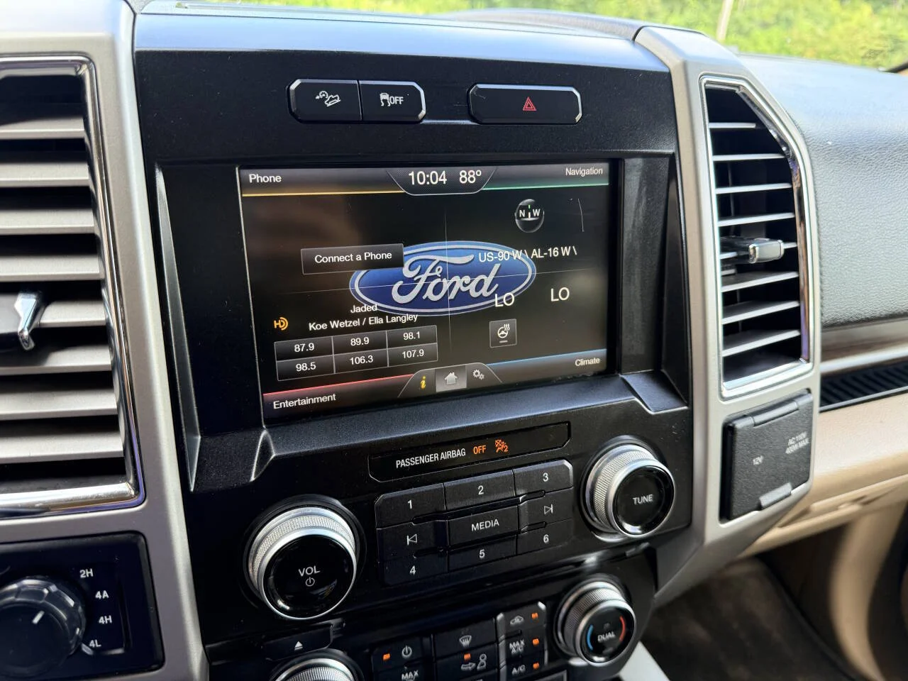 Used 2015 Blue Ford Lariat 4x4 4dr SuperCrew 5.5 ft. SB image 23