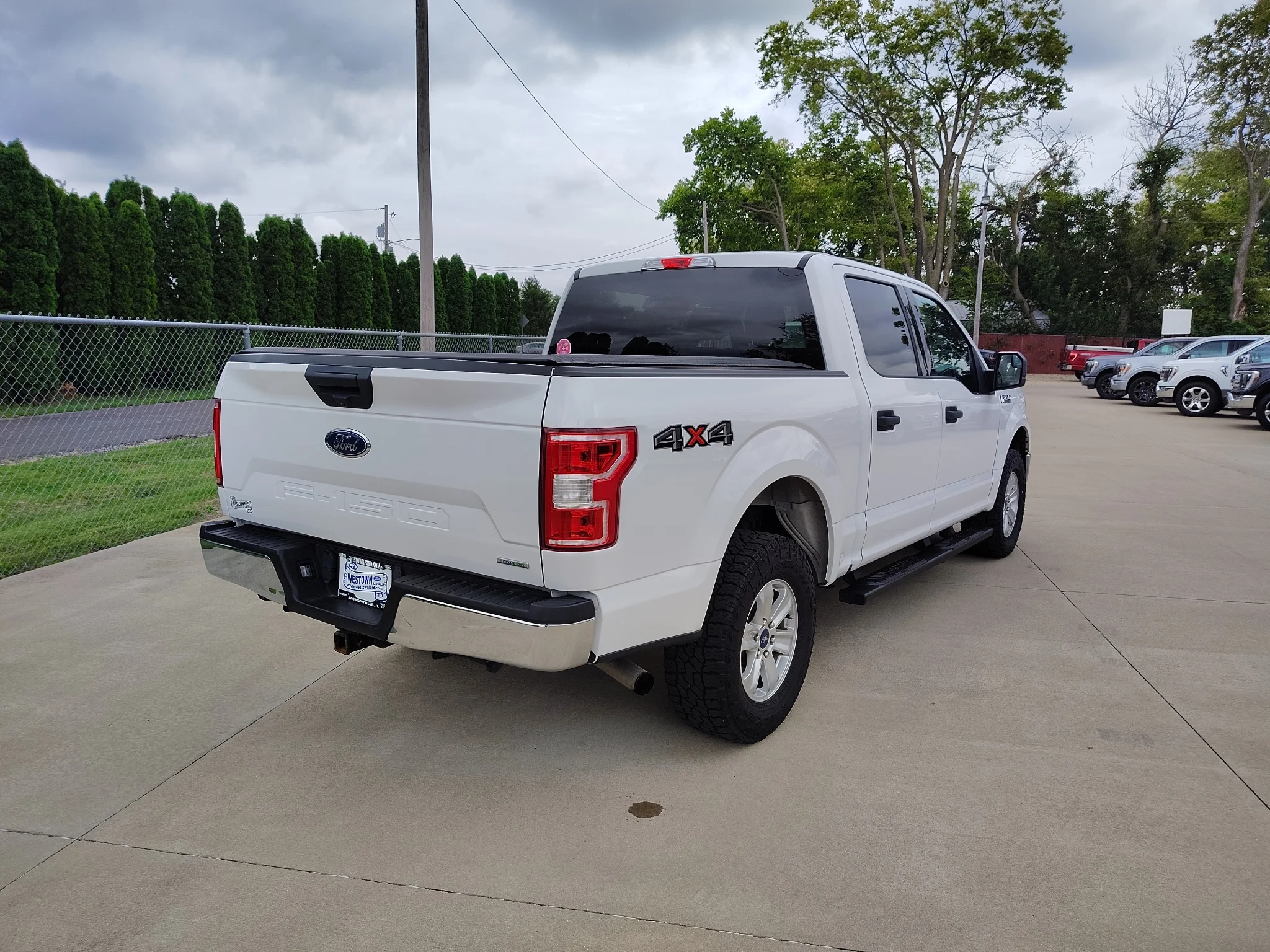 Used 2020 Oxford White Ford XLT image 4