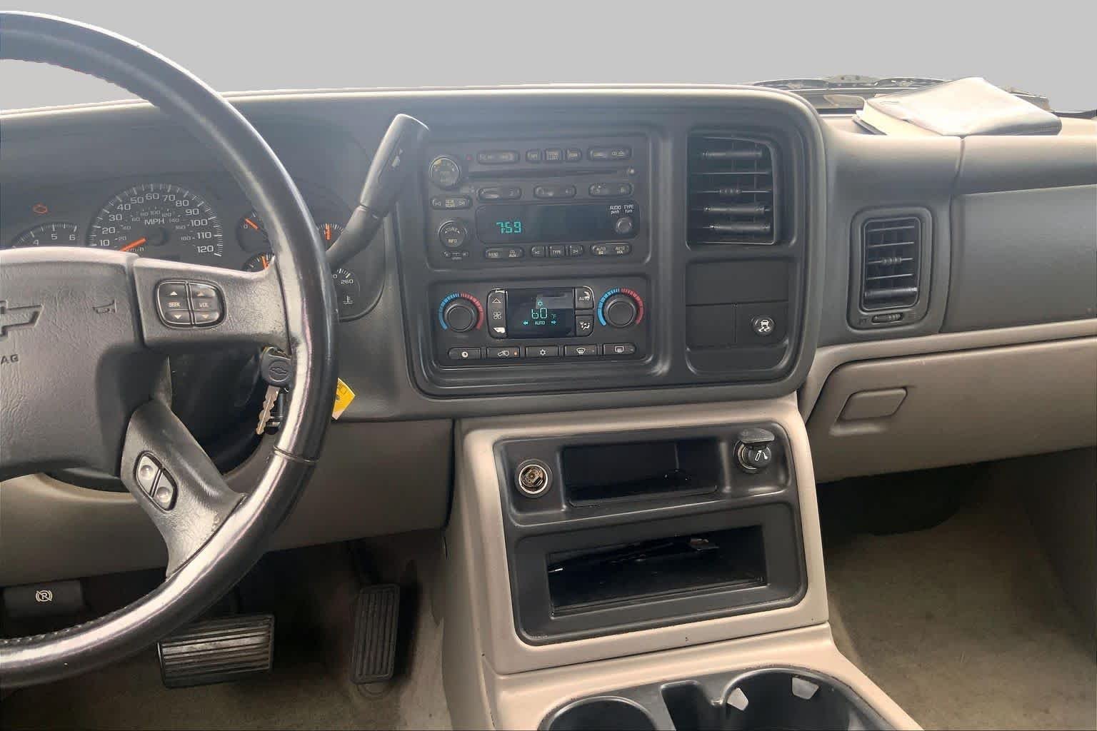 Used 2005 Dark Gray Metallic Chevrolet LT image 6