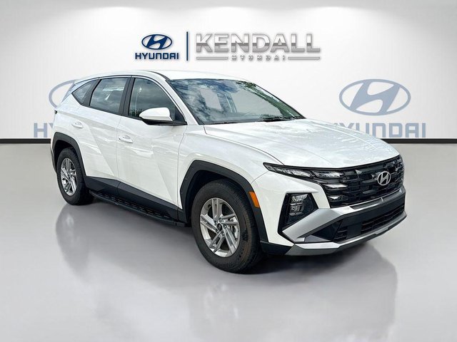 2025 Hyundai TUCSON SE FWD