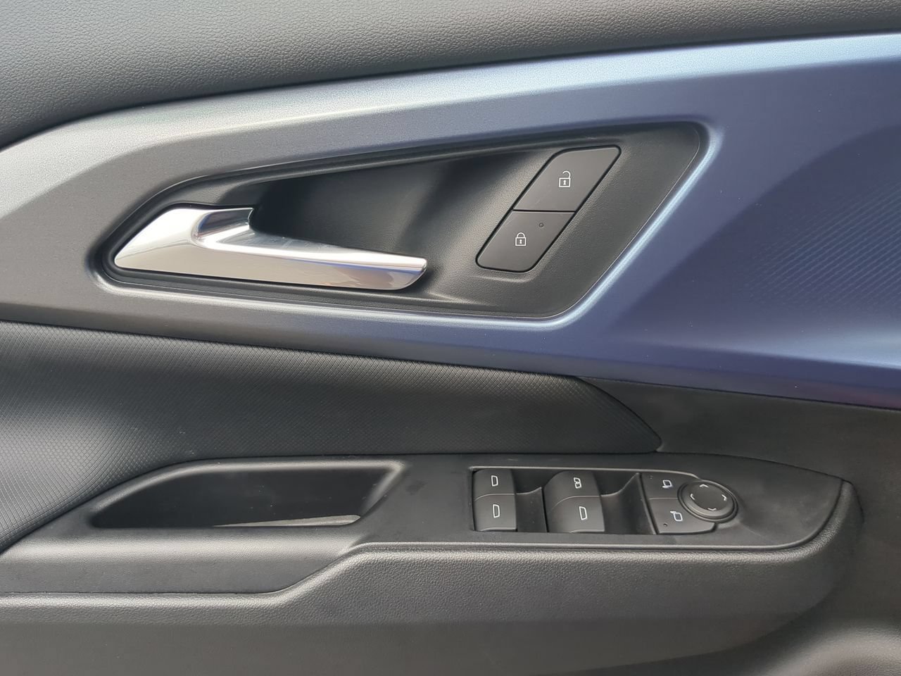 2026 Chevrolet Equinox EV 2LT - Photo 24