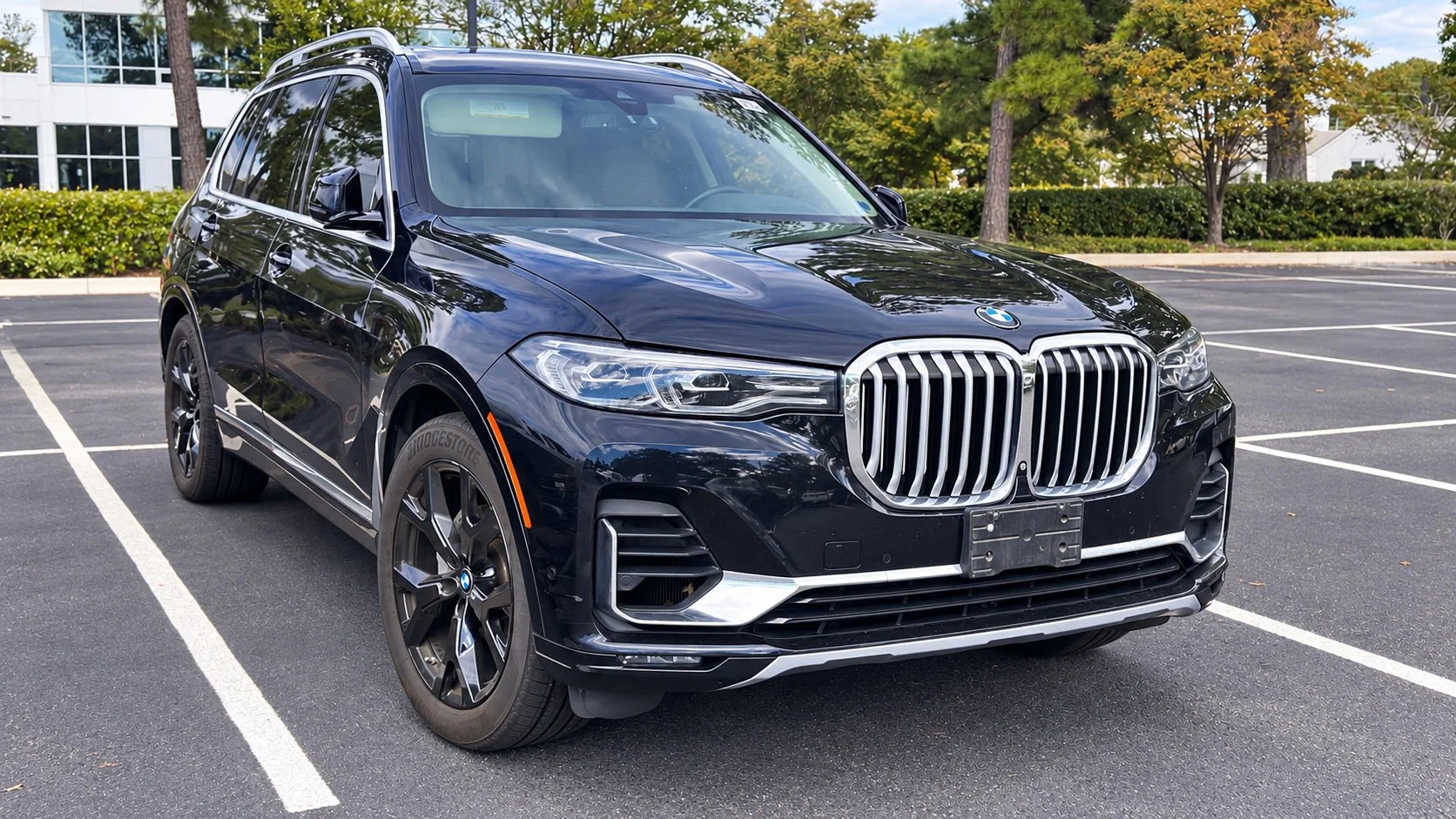 Used 2020 Black Sapphire Metallic BMW xDrive40i image 1