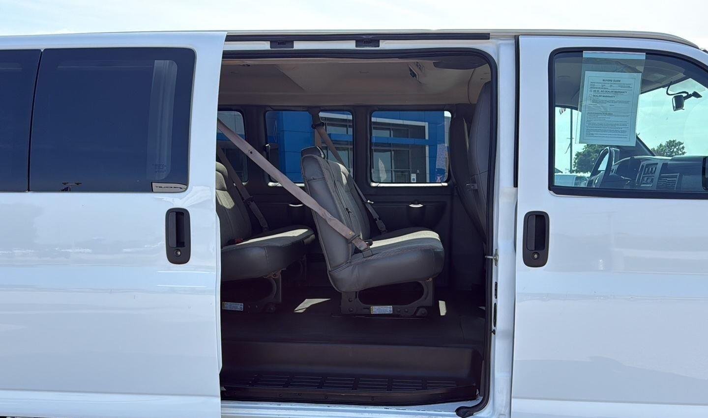 Used 2023 Summit White Chevrolet 1LS image 10