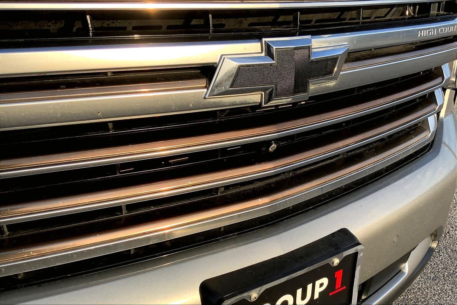Used 2023 Sterling Gray Metallic Chevrolet High Country image 76