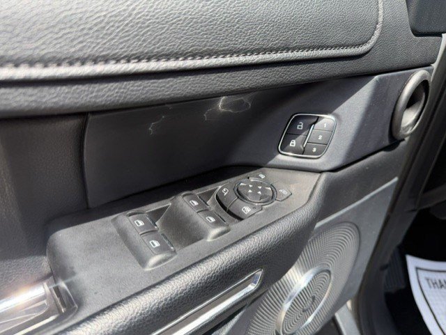 Used 2021 White Metallic Ford XLT image 10