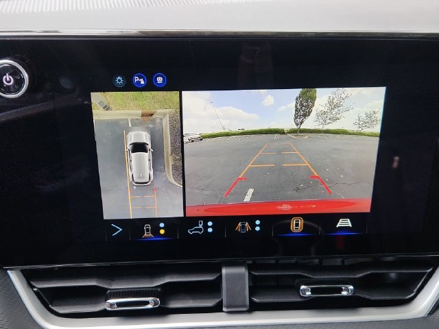 2027 Chevrolet Equinox LT - Photo 30