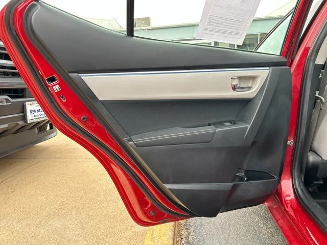 Used 2016 Barcelona Red Metallic Toyota LE image 20