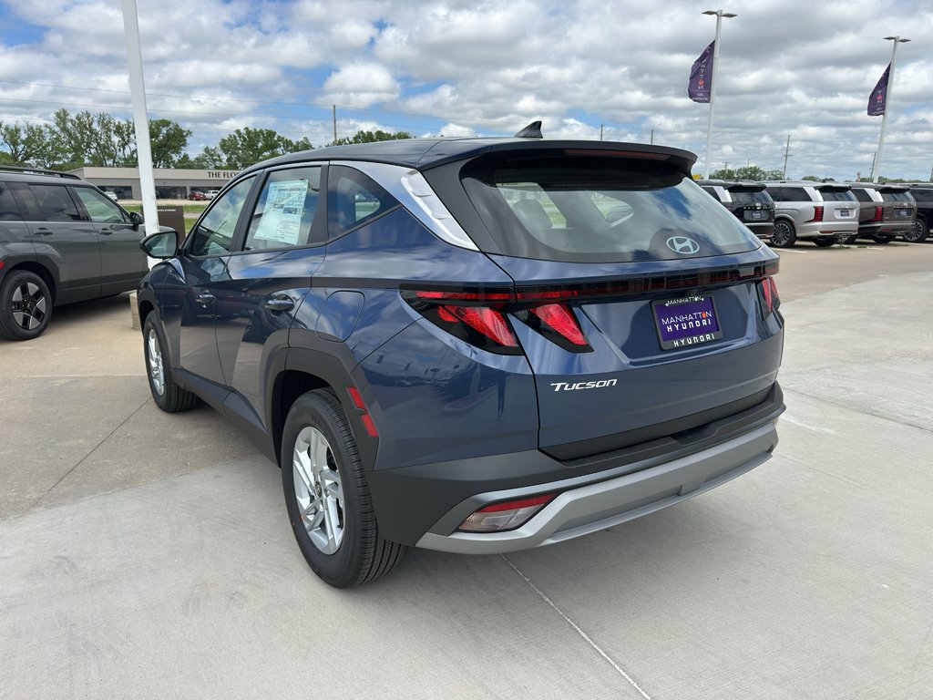 New 2026 Atlantis Blue Hyundai SE image 5