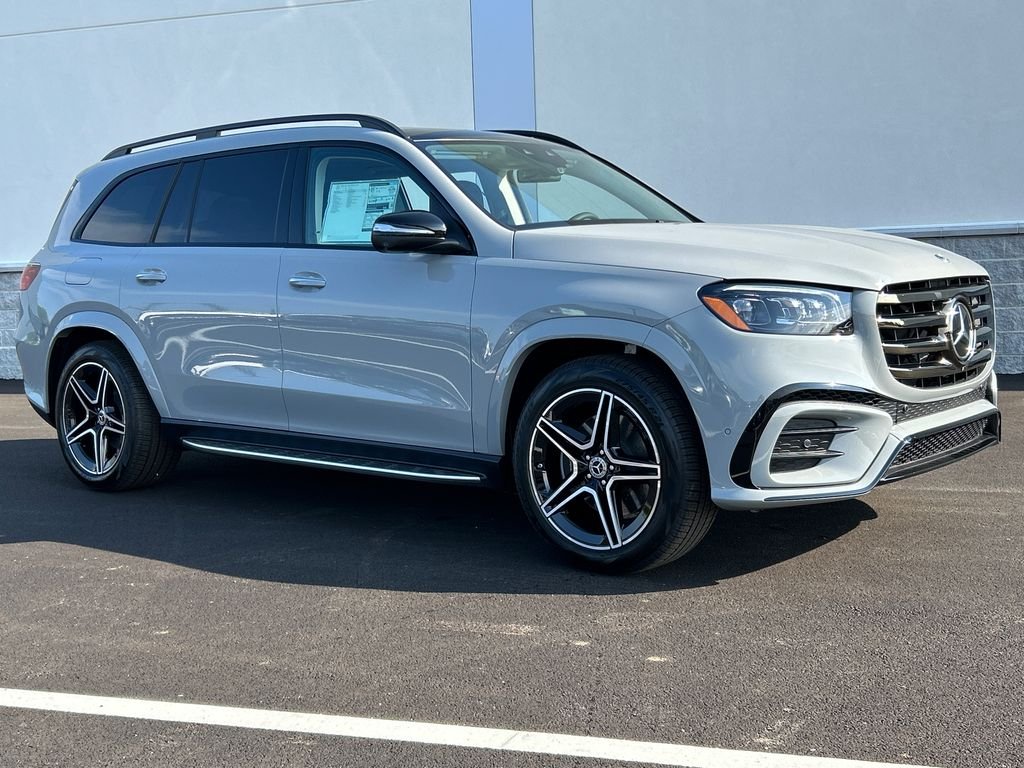 New 2026 MANUFAKTUR Alpine Grey Mercedes-Benz GLS 450 image 2