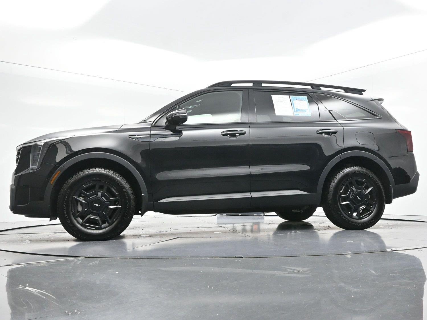 Used 2024 Ebony Black Kia X-Pro SX Prestige image 55