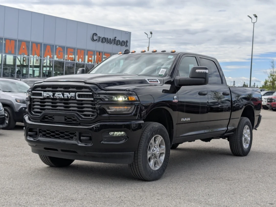 New 2026 Black RAM Big Horn - - 6.7L HO Diesel - 12 Nav - Sport App Pkg - 5th Wheel/Gooseneck Prep & More! image 4
