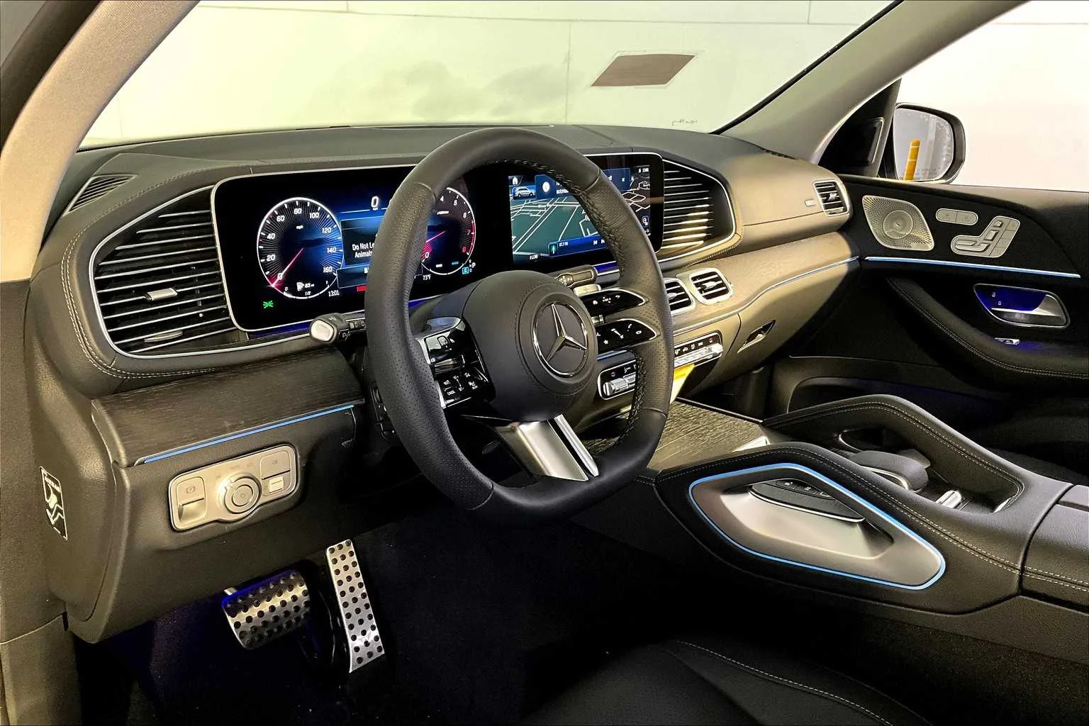2026 Mercedes-Benz GLS Base - Photo 9