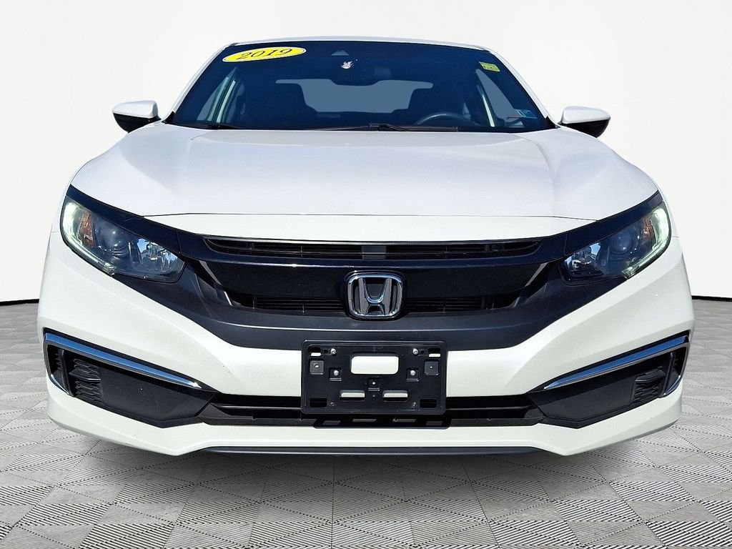 Used 2019  Honda LX image 2