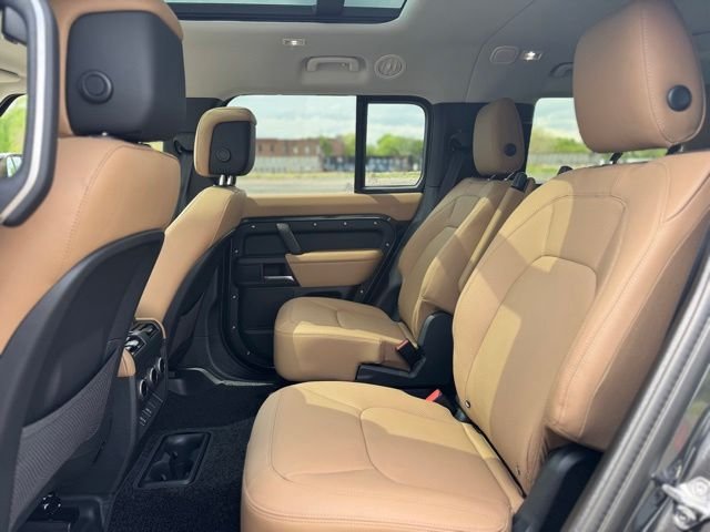 New 2026 Carpathian Grey Land Rover S image 11