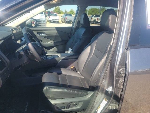 Used 2026 Gun Metallic Nissan SL image 16