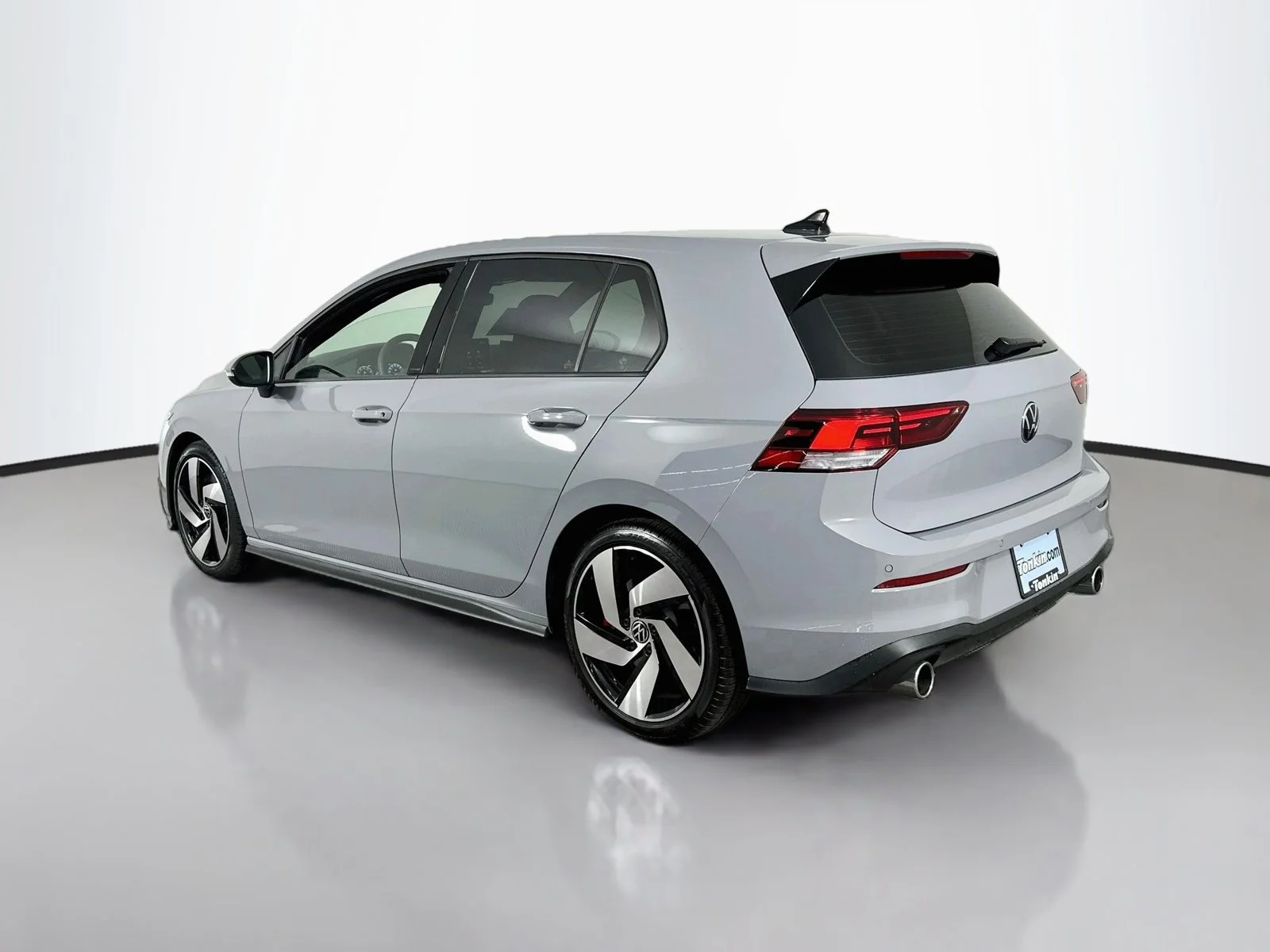 Used 2026  Volkswagen S image 5