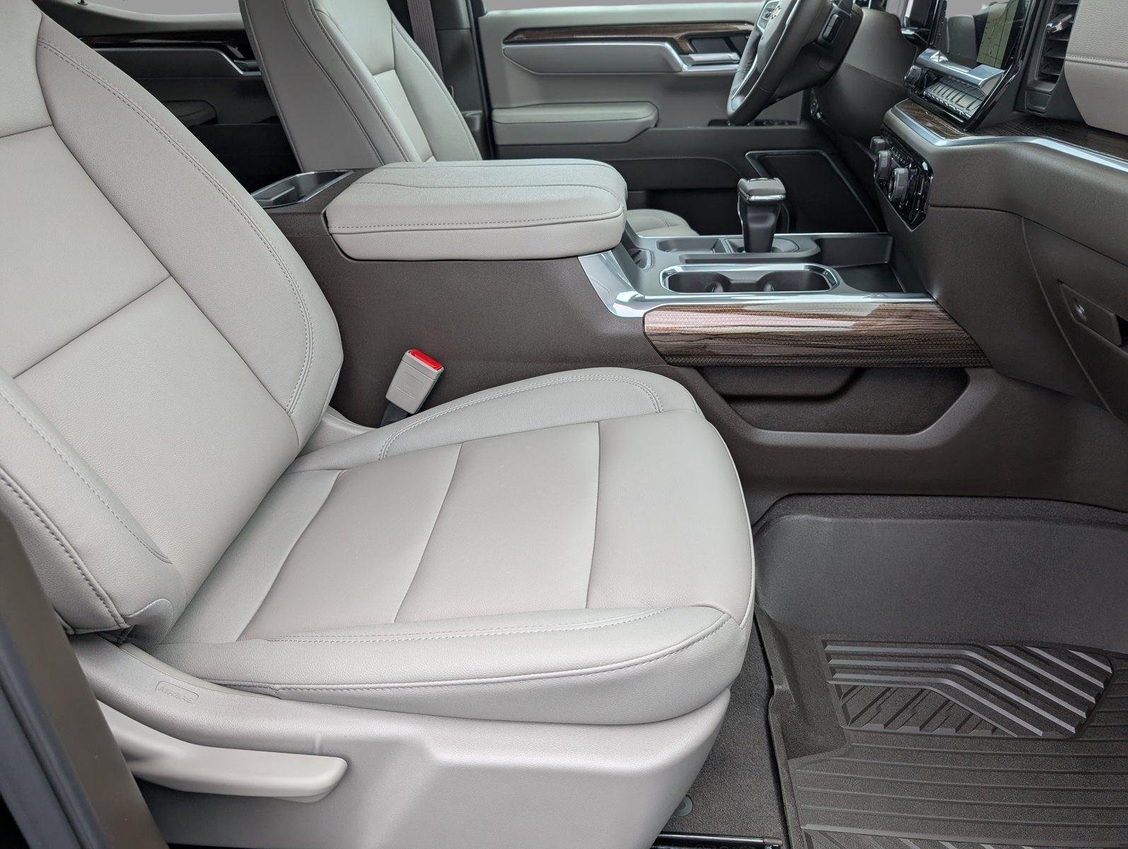 2026 Chevrolet Silverado 1500 LT - Photo 38
